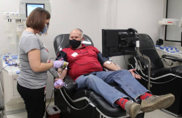 Червоний Хрест оголосив національну кризу через брак донорської крові в США