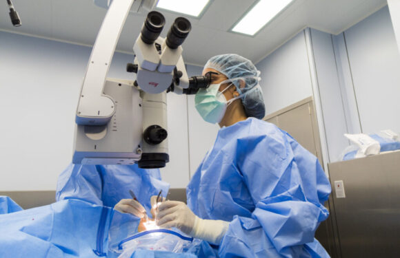 У США робот вперше провів лапароскопічну операцію без участі людини