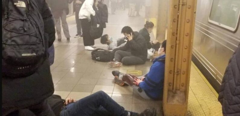 Стрілянина на станції метро в Брукліні, Нью-Йорк: десятки постраждалих (+Відео)