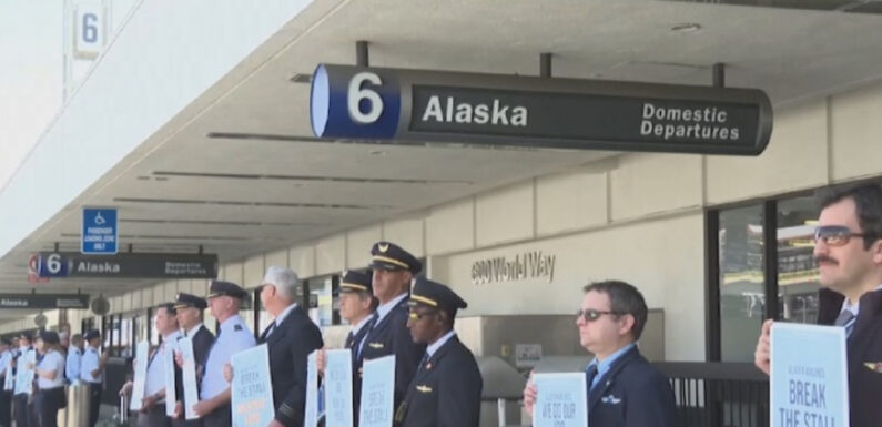 США: через страйк пілотів скасовано 120 рейсів