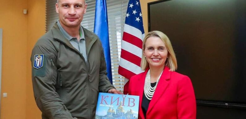 Віталій Кличко зустрівся із послом США в Україні Бріджит Брінк