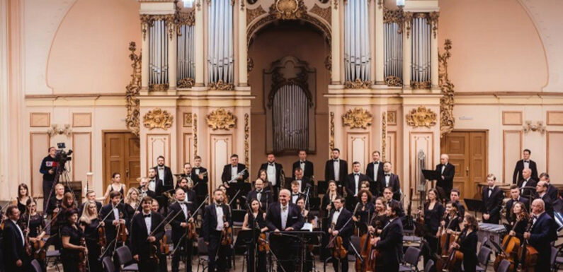 Оркестр Львівської філармонії вирушає в гастролі до Сполучених Штатів
