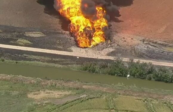 Масштабна пожежа на трубопроводі в окрузі Бразорія, штат Техас (+Відео)